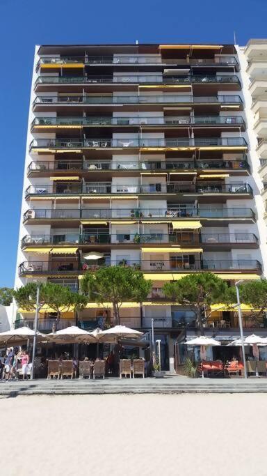 Apartamento Pis Embaixador 1A Linea De Mar Platja d'Aro  Exterior foto
